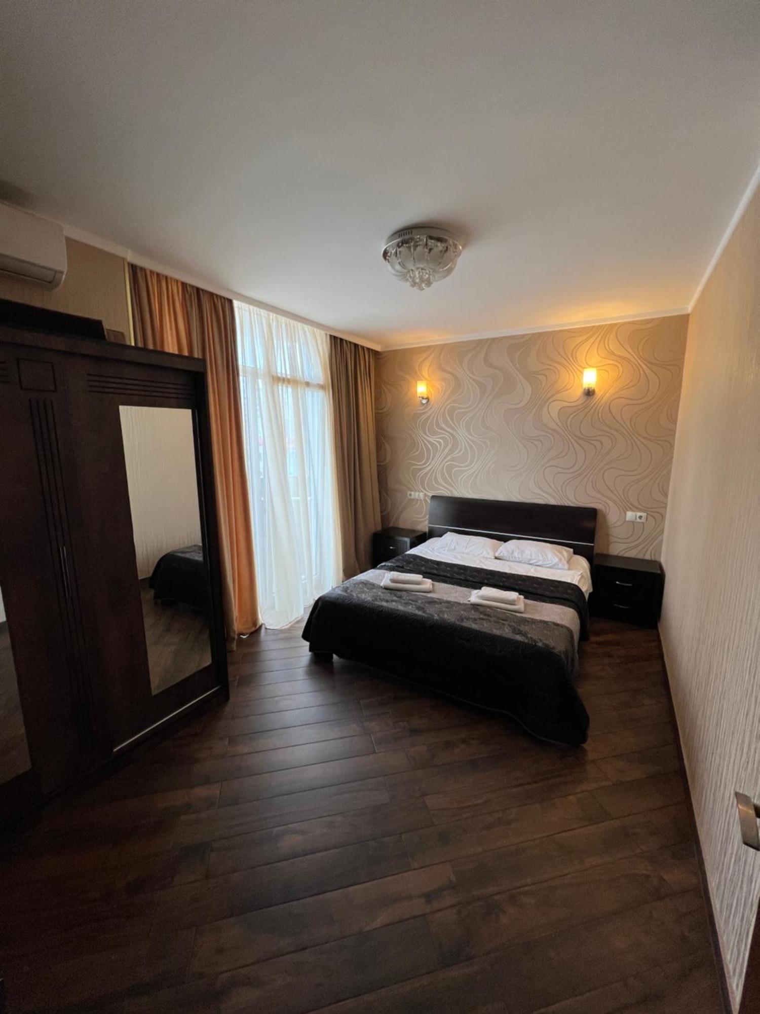 Apart Hotel Black Sea Towers Batumi Exteriör bild